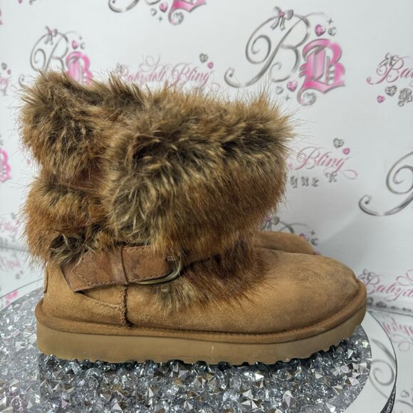 UGG CLASSIC BUCKLE MINI CHESTNUT FAUX FUR SHEARLING BOOT USA 10 rare brown furry - Picture 9 of 15